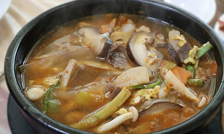 Oak Mushroom & Rice Soup
