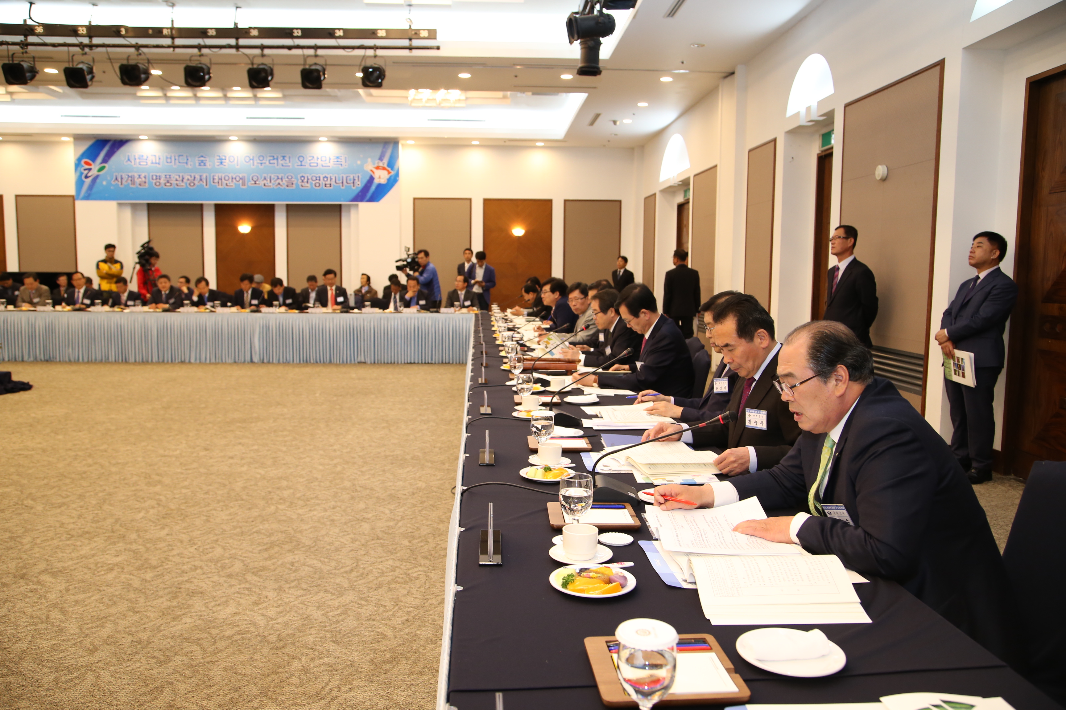2015.04.15. 전국 농어촌지역 군수협의회 황정수 무주군수 정책 건의