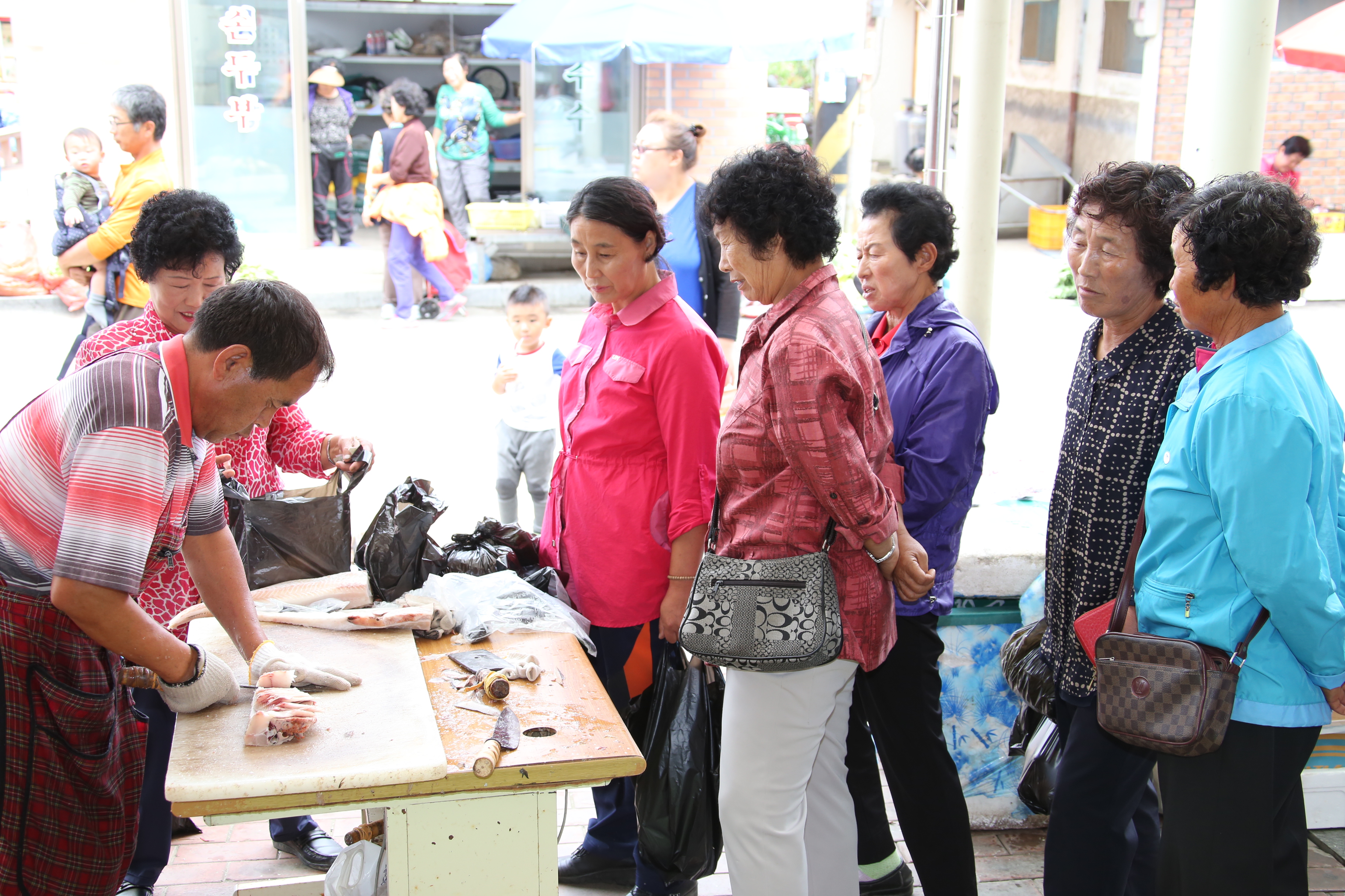 2015.09.25. 추석맞이 전통시장 방문(덕유산장터)