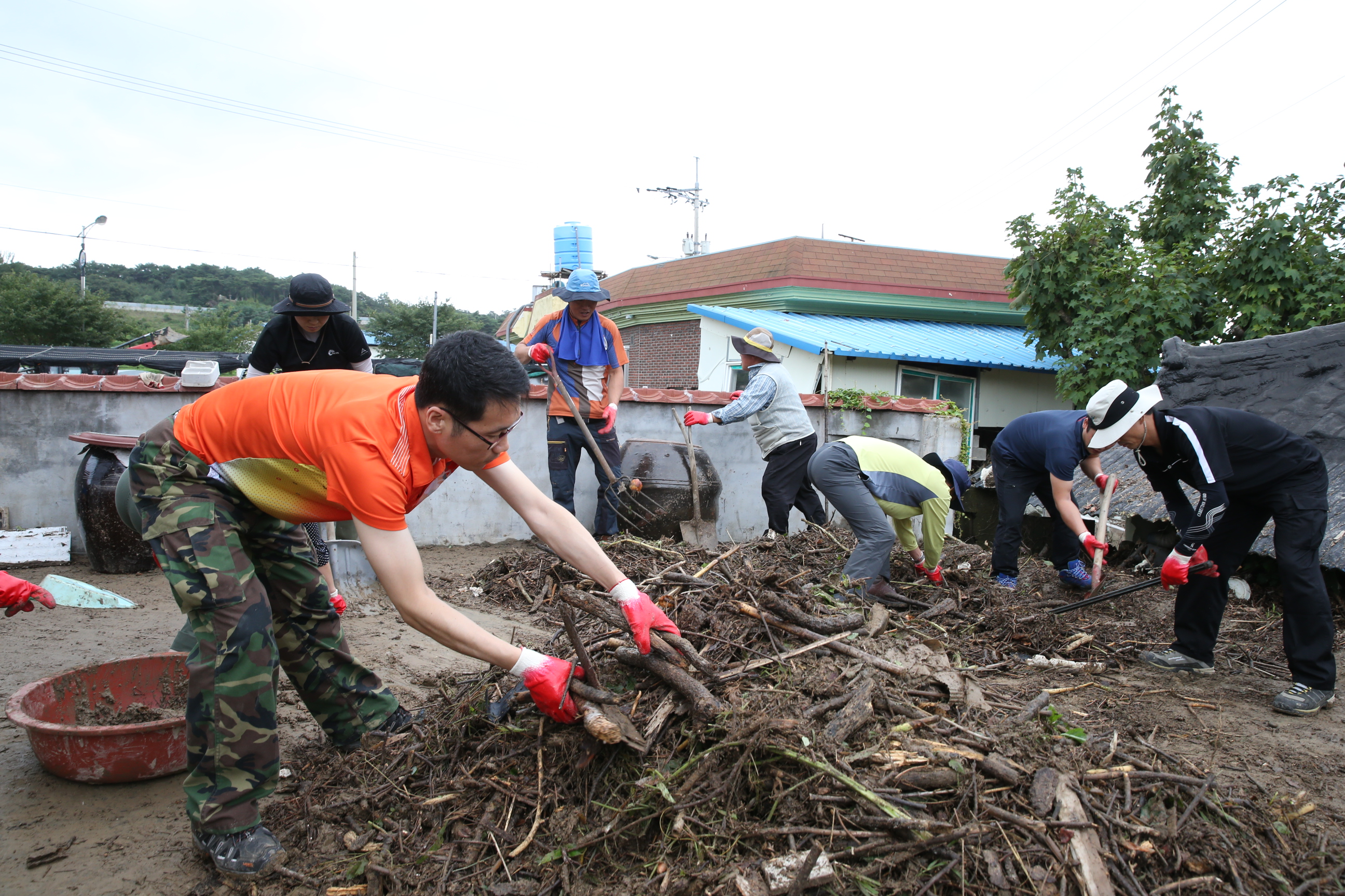 2014.08.27. 무주군 자매결연도시 기장군 수해복구 자원봉사