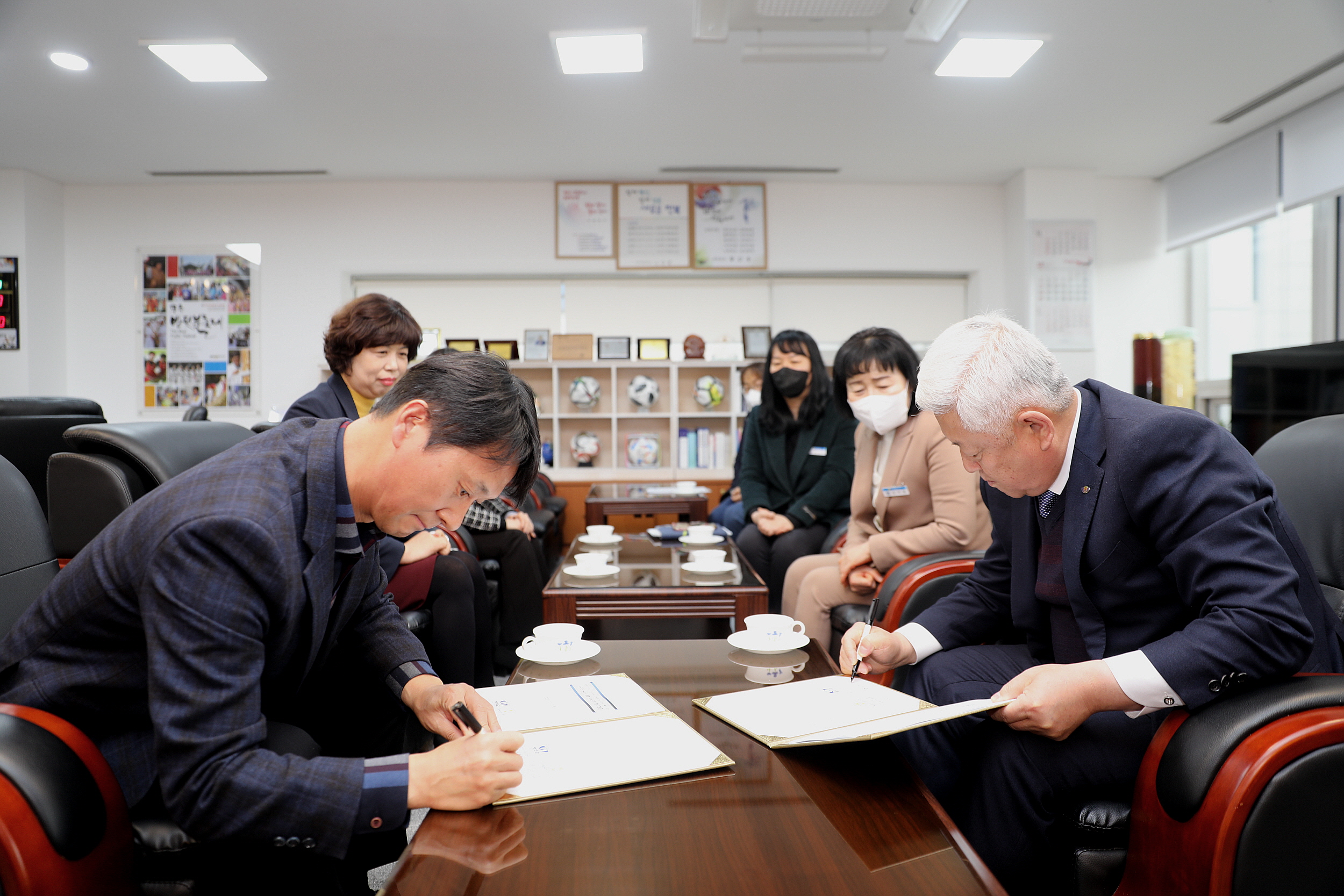 2022.12.13 무주군 이미용비 지원사업 업무 협약