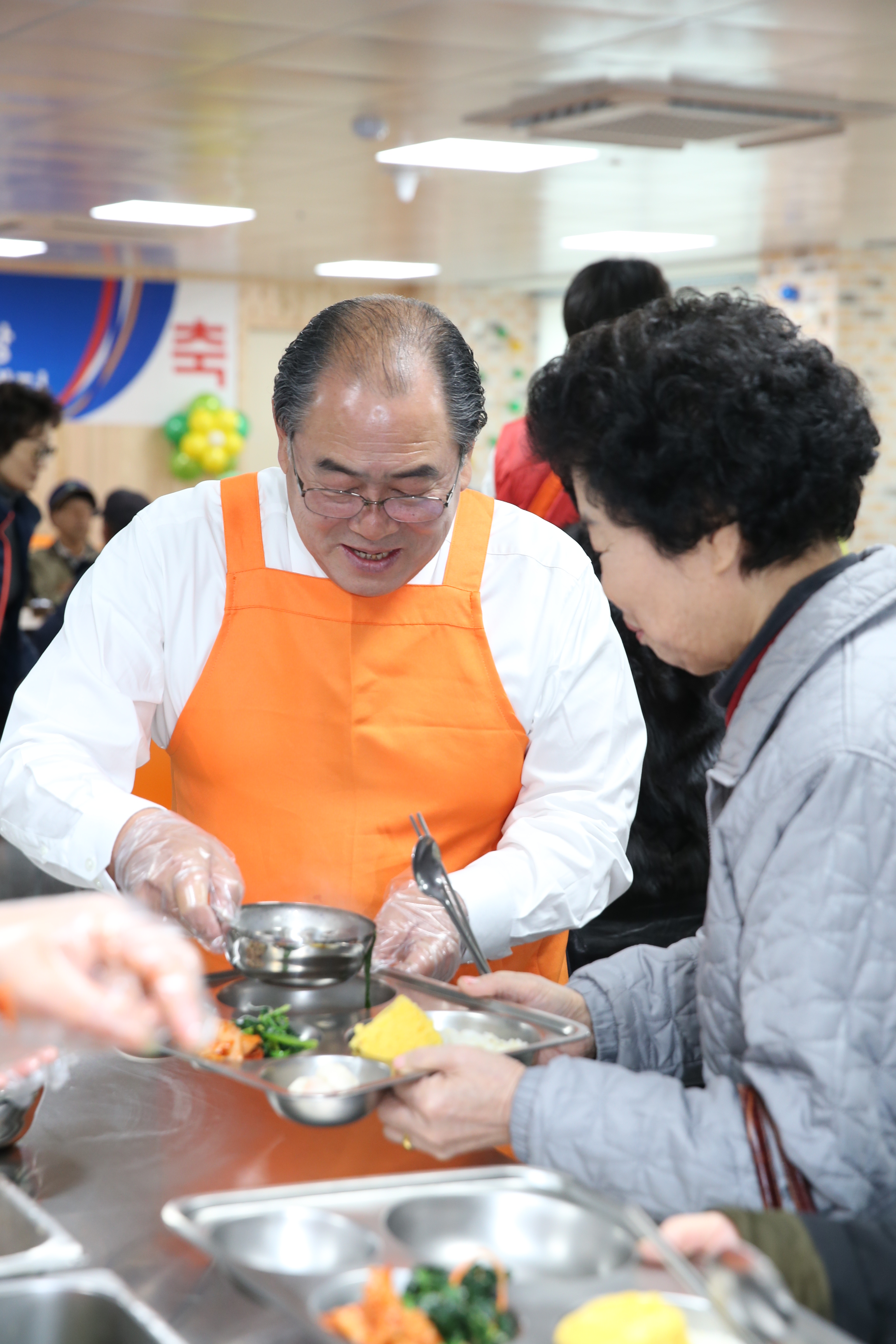 2015.12.03. 건강증진센터 경로식당 배식봉사