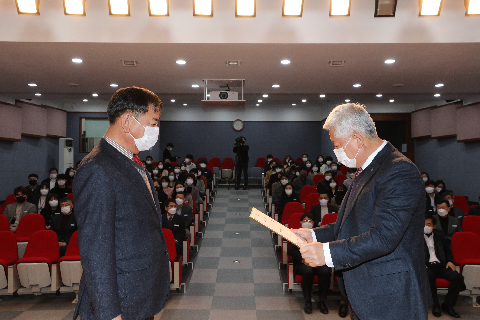 2022.01.04. 정기인사 사령장