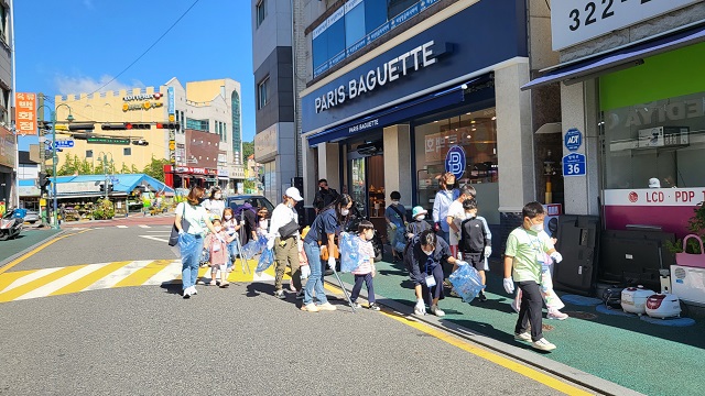 공동육아나눔터와 건강한가정조성 부모교육 We can do it 플로깅실시 안내